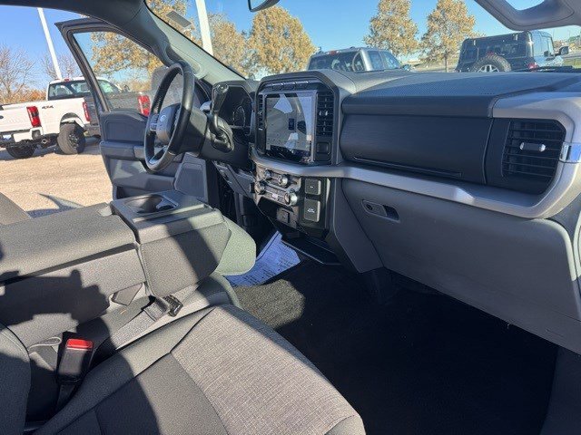 Certified 2022 Ford F150 XLT w/ Equipment Group 302A High image 33