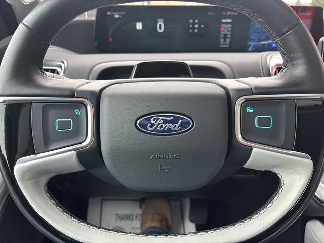 Certified 2025 Ford Expedition Platinum w/ Driver's Package image 25