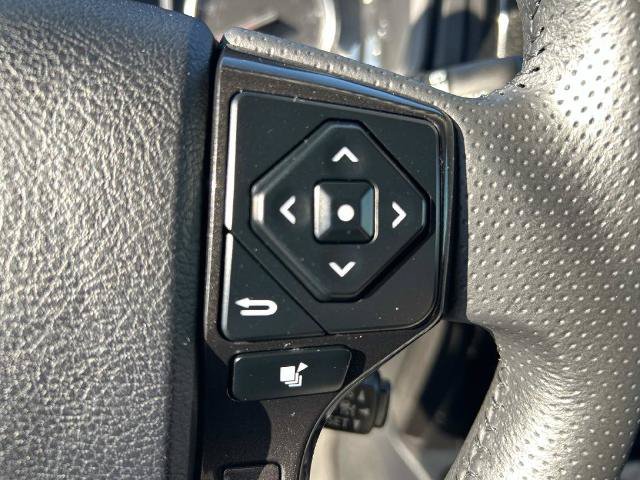 Used 2023 Toyota 4Runner TRD Off-Road AWD/4WD image 30