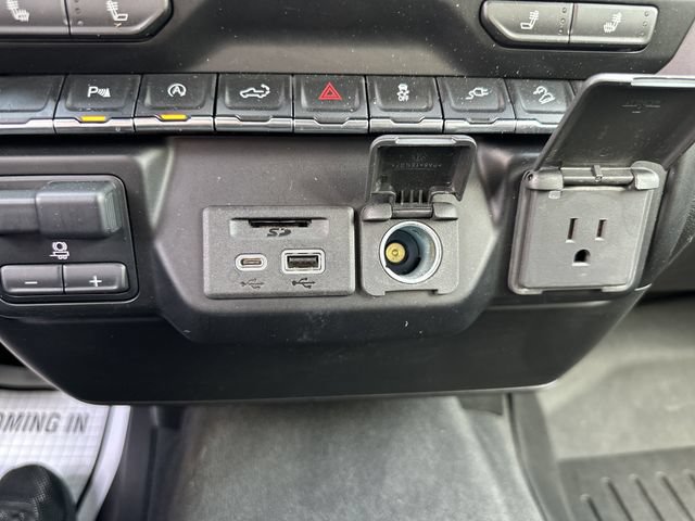Used 2021 Chevrolet Silverado 1500 LT w/ Z71 Off-Road Package AWD/4WD image 38
