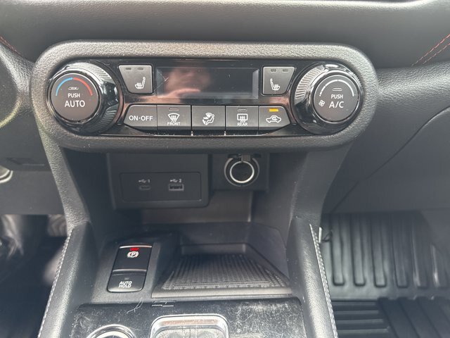 Used 2021 Nissan Kicks SR w/ SR Premium Package FWD image 24
