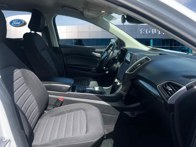 Certified 2023 Ford Edge SE w/ Black Appearance Package AWD/4WD image 14