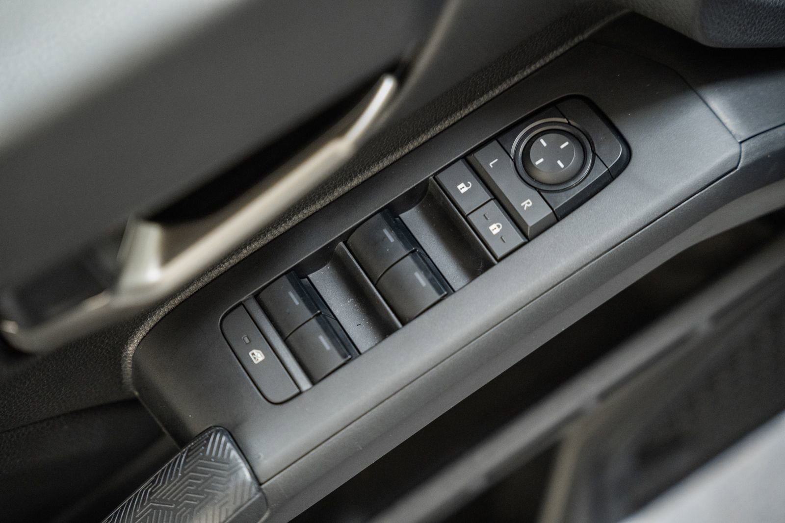 Used 2024 Toyota Tacoma TRD Off-Road image 48