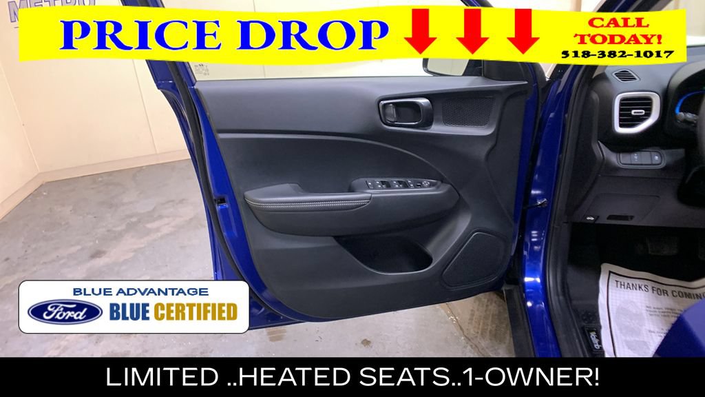 Used 2024 Hyundai Venue Limited FWD image 21
