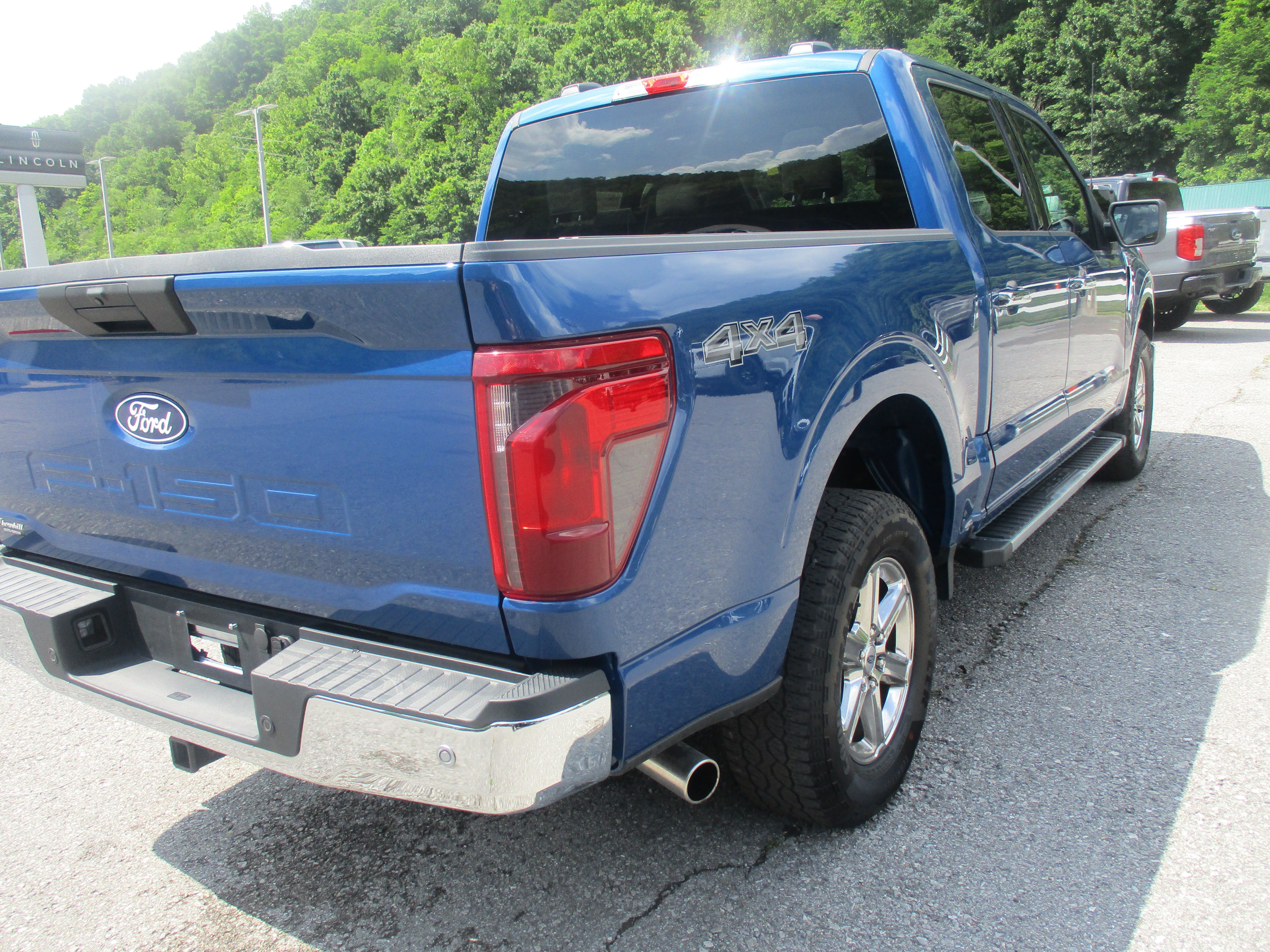 Certified 2025 Ford F150 XLT w/ Equipment Group 301A Standard AWD/4WD image 4