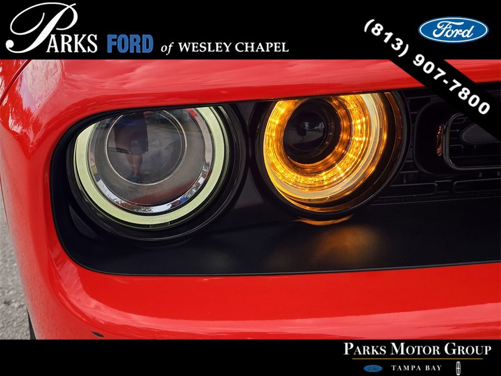 Used 2019 Dodge Challenger SXT w/ Blacktop Package image 6