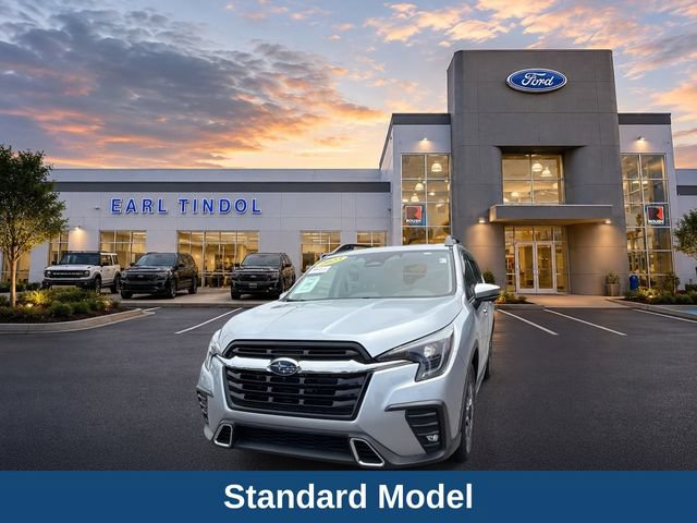 Used 2023 Subaru Ascent Touring AWD/4WD image 3