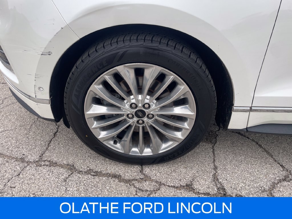 Certified 2020 Ford Edge Titanium w/ Equipment Group 301A AWD/4WD image 27