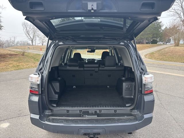 Used 2024 Toyota 4Runner SR5 Premium image 4