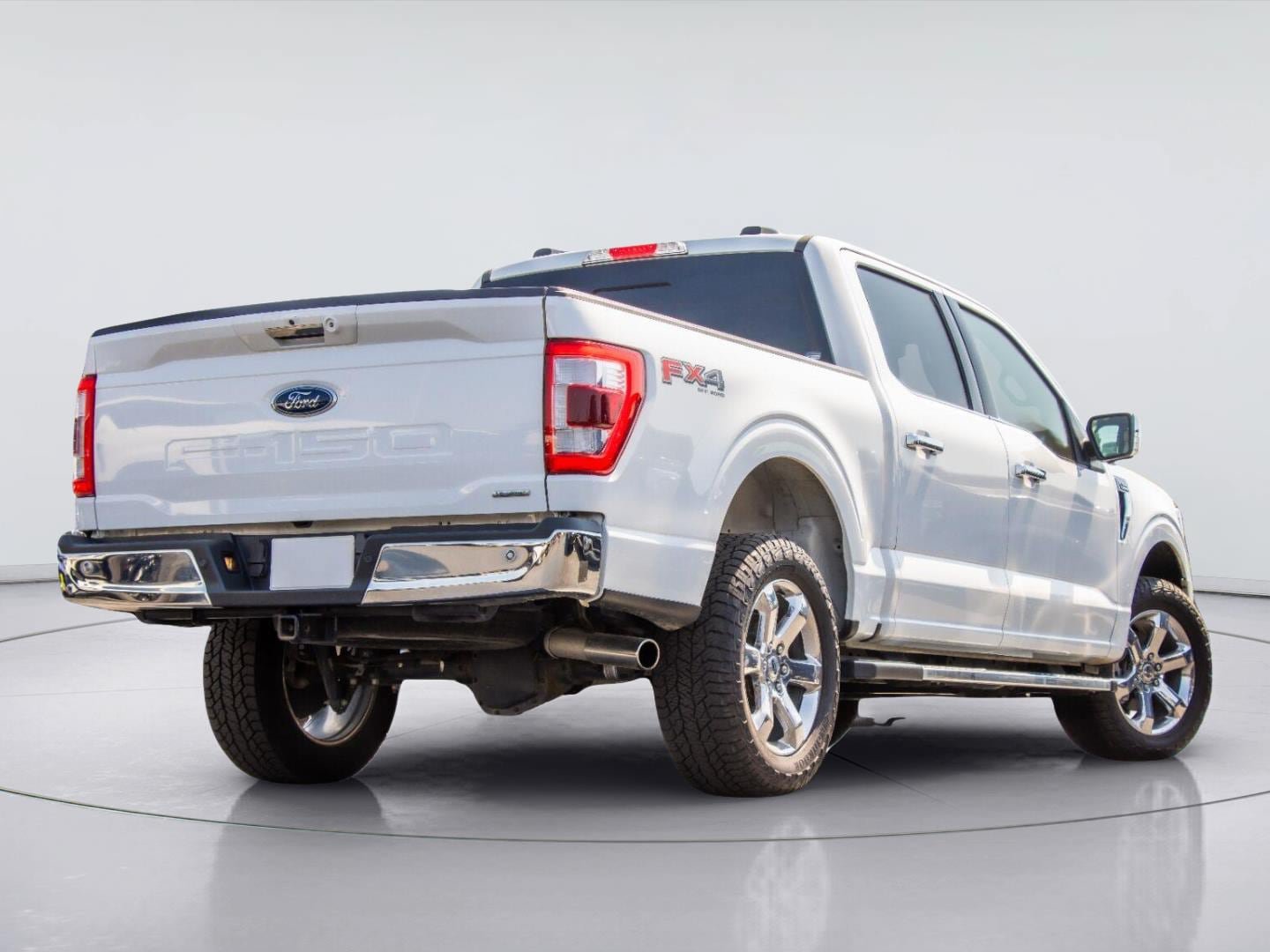 Certified 2023 Ford F150 Lariat w/ Equipment Group 502A High AWD/4WD image 3