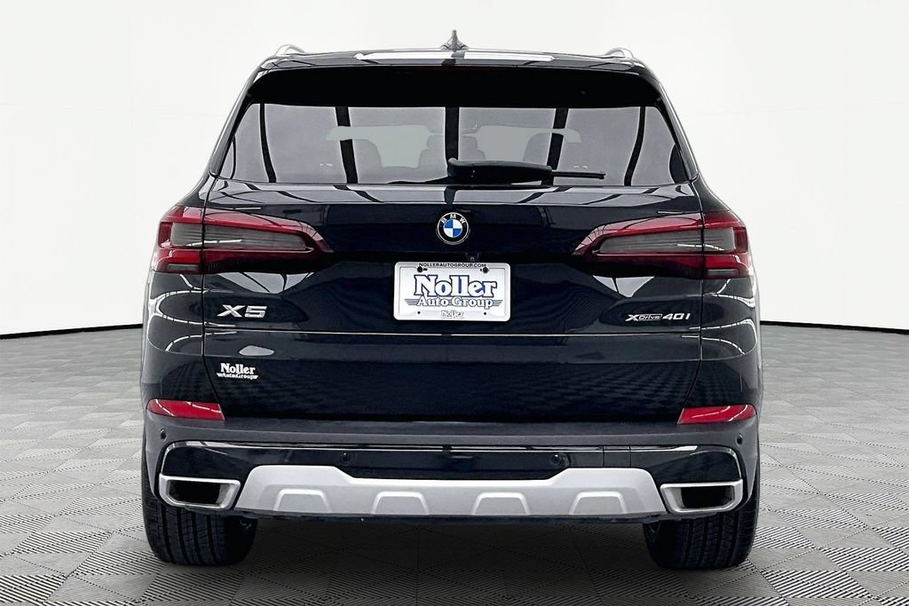 Used 2023 BMW X5 xDrive40i AWD/4WD image 4