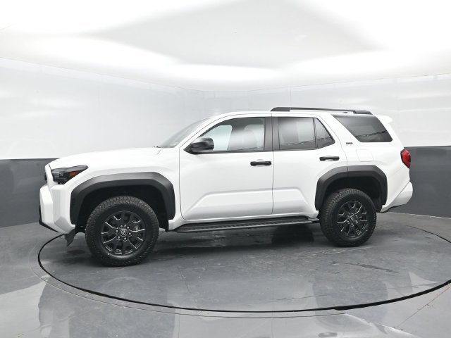 Used 2025 Toyota 4Runner SR5 AWD/4WD image 4