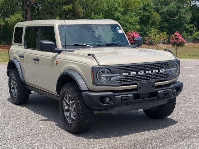 Certified 2025 Ford Bronco Badlands AWD/4WD image 2