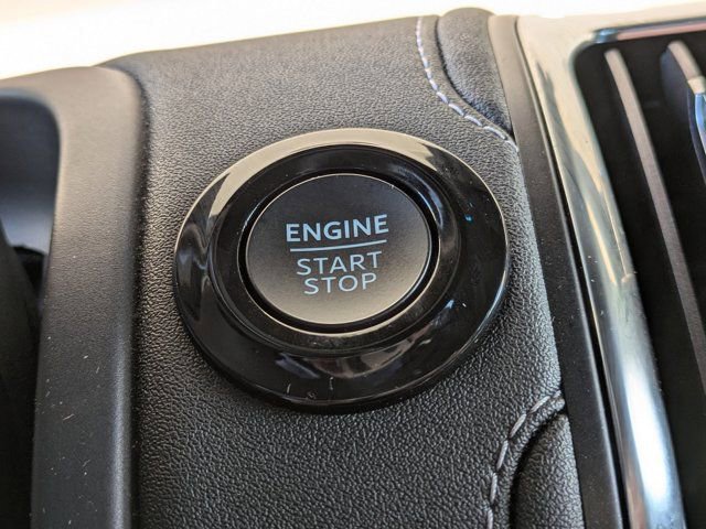 Certified 2025 Ford Expedition Max Platinum w/ Stealth Appearance Package image 33