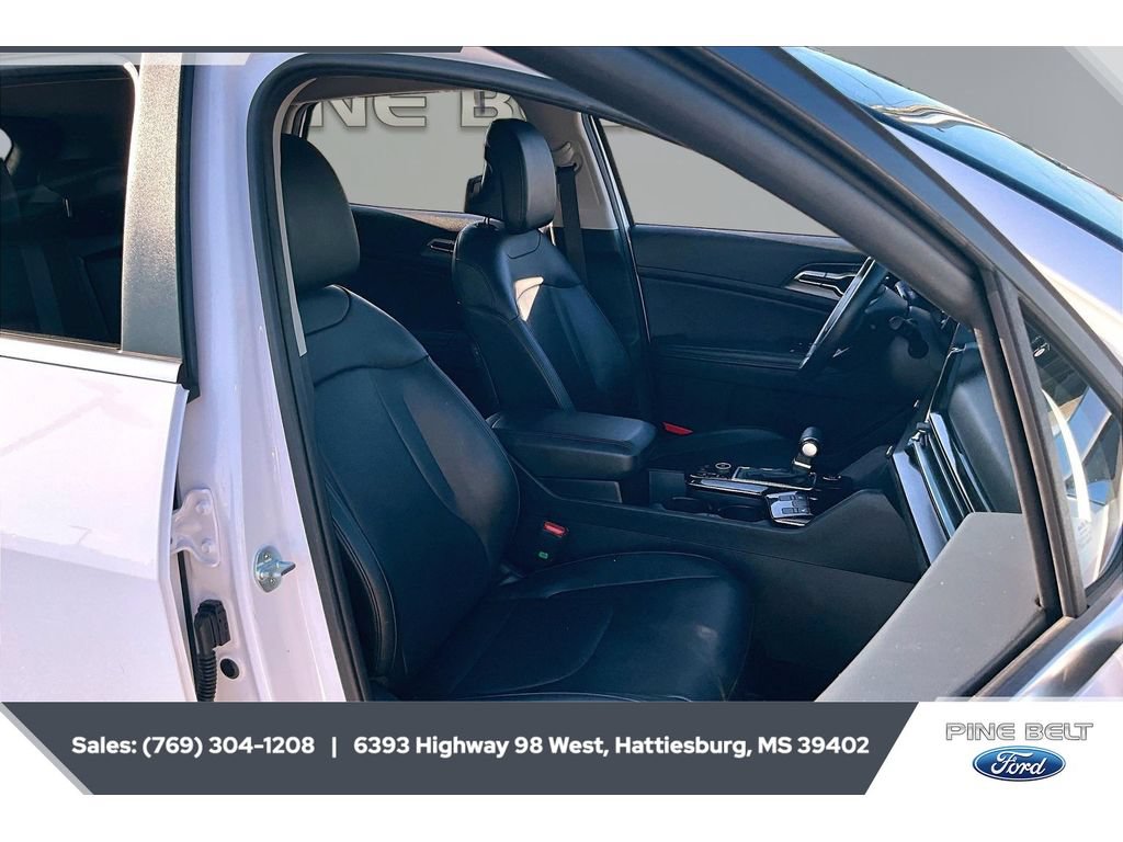 Used 2023 Kia Sportage EX FWD image 6