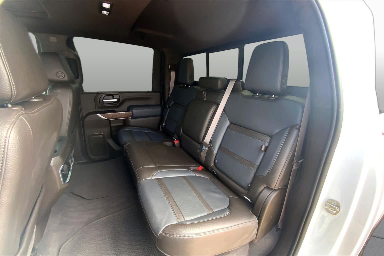 Used 2022 GMC Sierra 2500 Denali w/ Denali Ultimate Package AWD/4WD image 20