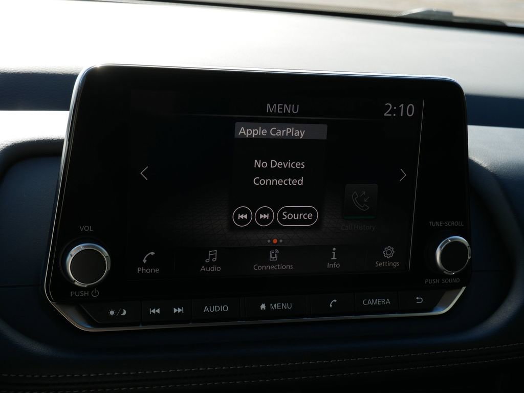 Used 2024 Nissan Rogue S image 20