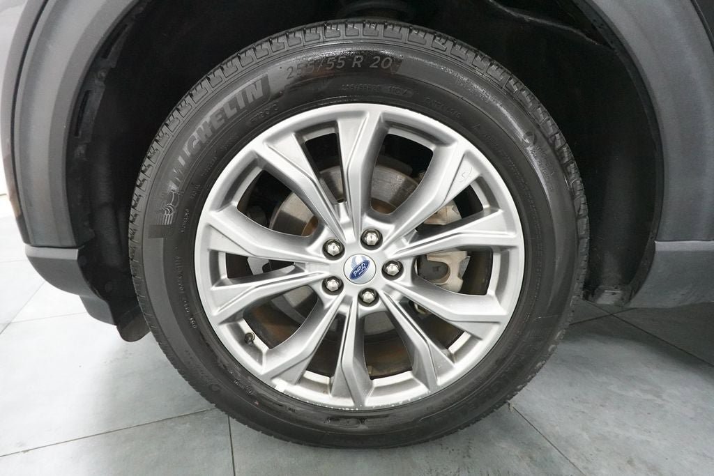 Certified 2023 Ford Explorer Limited AWD/4WD image 36