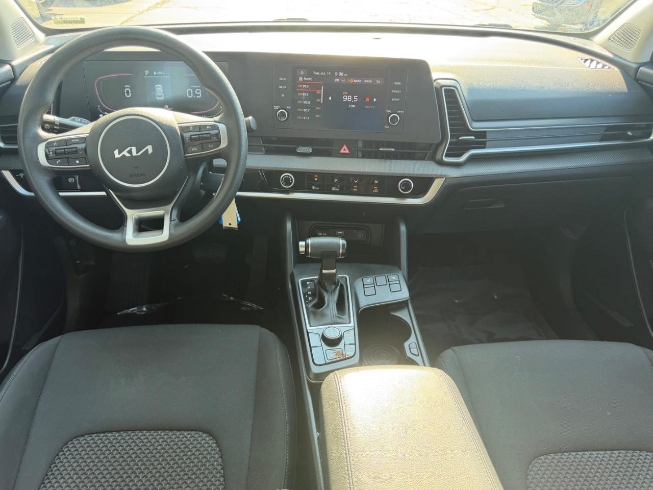 Used 2024 Kia Sportage LX AWD/4WD image 10