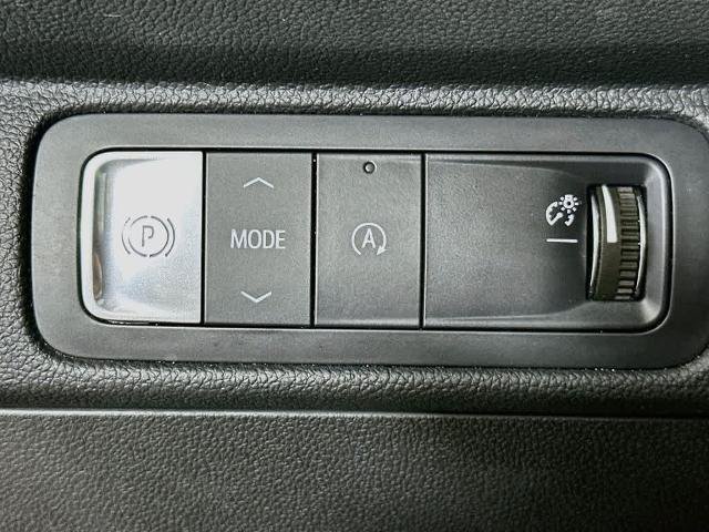 Used 2024 Chevrolet Traverse LT w/ LPO, Floor Liner Package FWD image 26