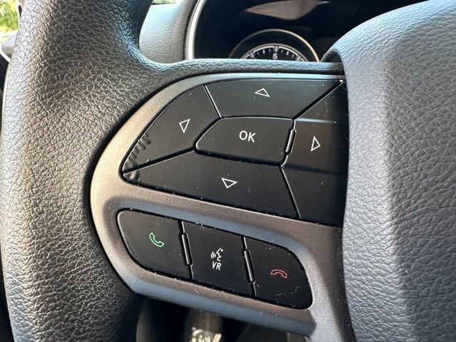 Used 2020 Jeep Cherokee Latitude FWD image 20
