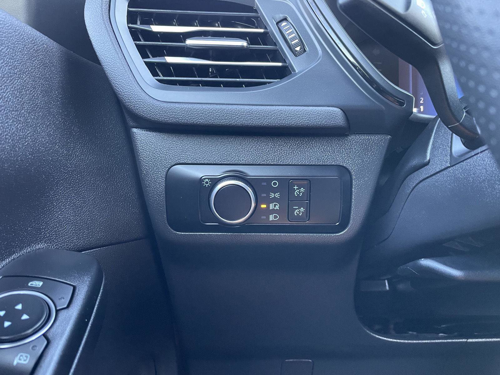 Certified 2025 Ford Escape ST-Line FWD image 16