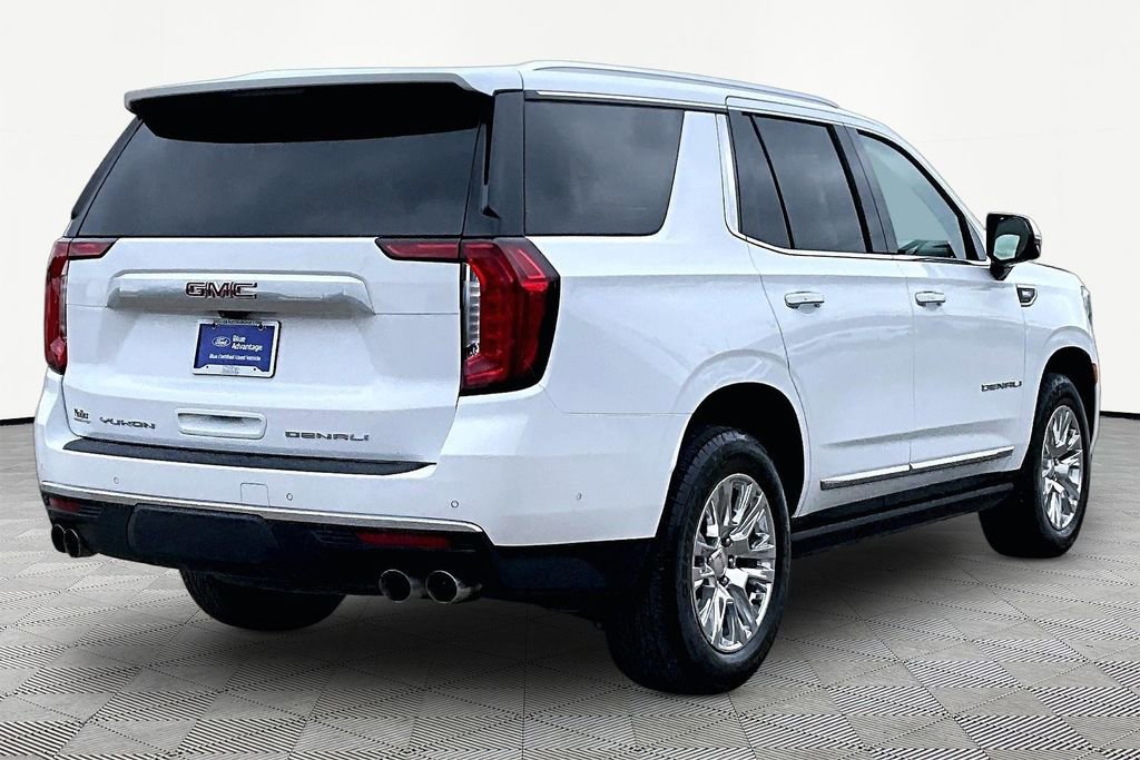 Used 2024 GMC Yukon Denali w/ Advanced Technology Package AWD/4WD image 2