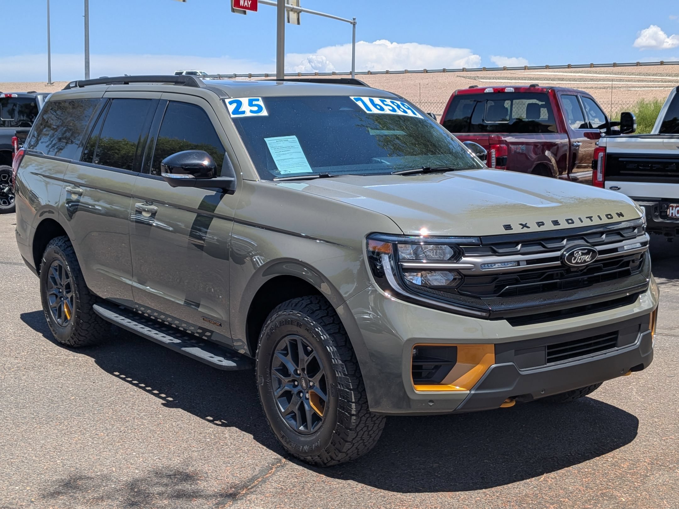 Certified 2025 Ford Expedition Tremor AWD/4WD image 3
