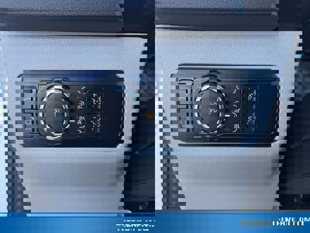 Certified 2024 Ford Escape Platinum w/ Premium Technology Package image 40