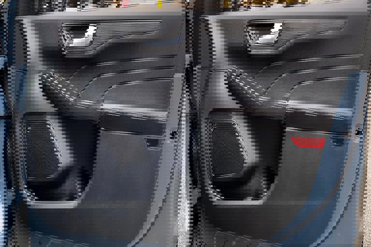 Certified 2025 Ford Escape SE w/ PHEV Premium Package image 22