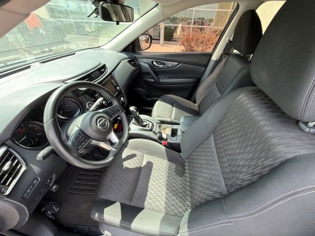 Used 2019 Nissan Rogue SV FWD image 9
