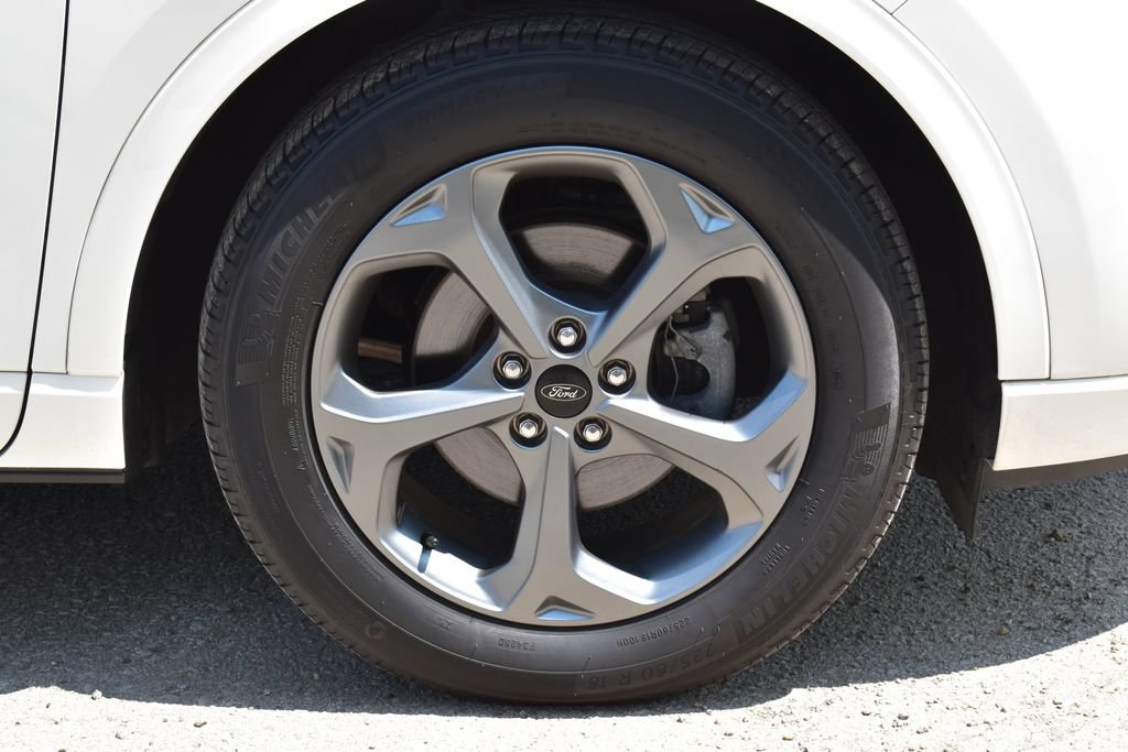 Certified 2024 Ford Escape ST-Line w/ Equipment Group 301A FWD image 4