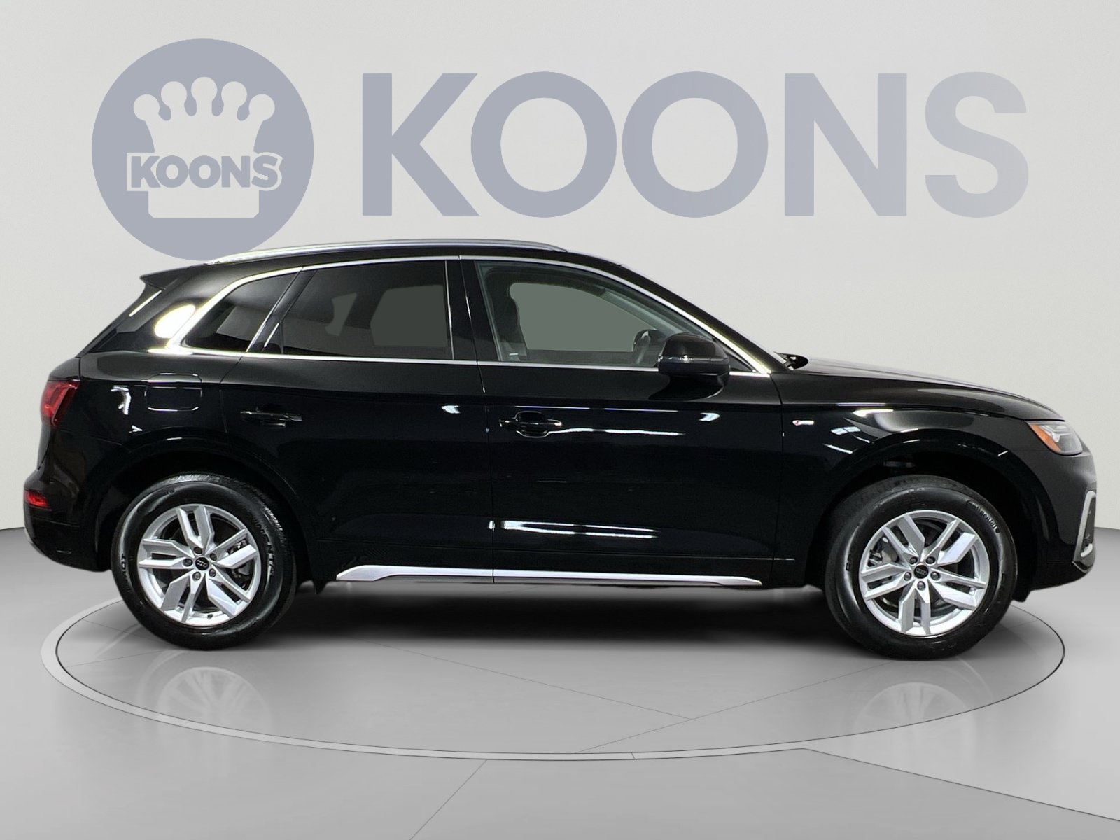 Used 2023 Audi Q5 2.0T Premium w/ Convenience Package AWD/4WD image 12