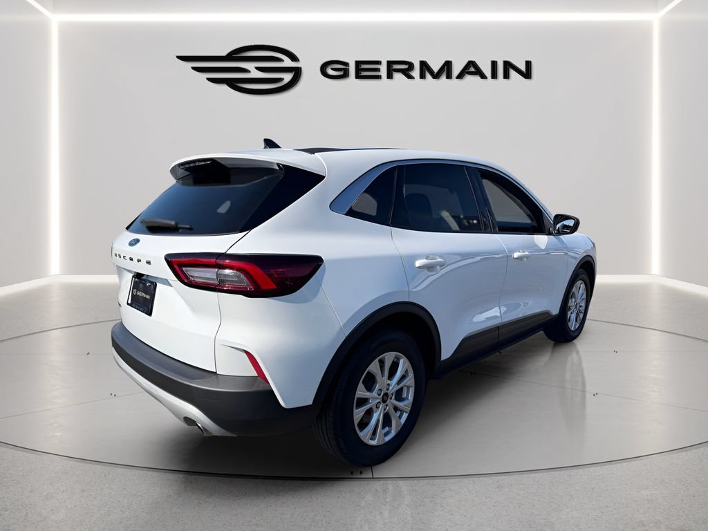 Certified 2024 Ford Escape Active w/ Cold Weather Package FWD image 8
