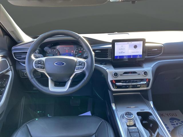 Certified 2022 Ford Explorer XLT w/ Equipment Group 202A image 9
