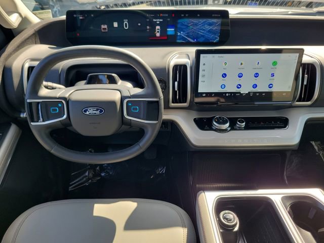 Certified 2025 Ford Expedition Active RWD image 4