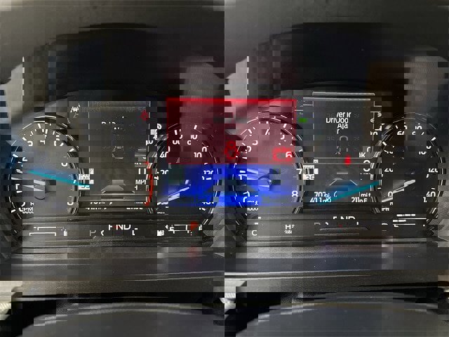 Certified 2022 Ford Explorer XLT w/ Equipment Group 202A image 7