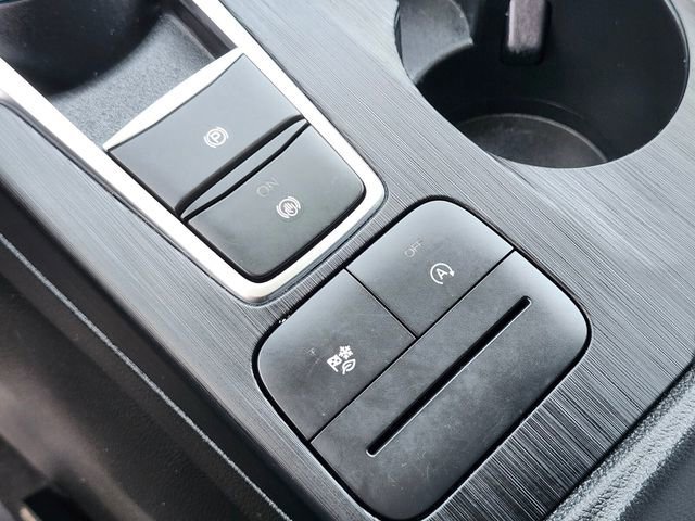 Certified 2022 Ford Escape SE w/ Cold Weather Package image 26