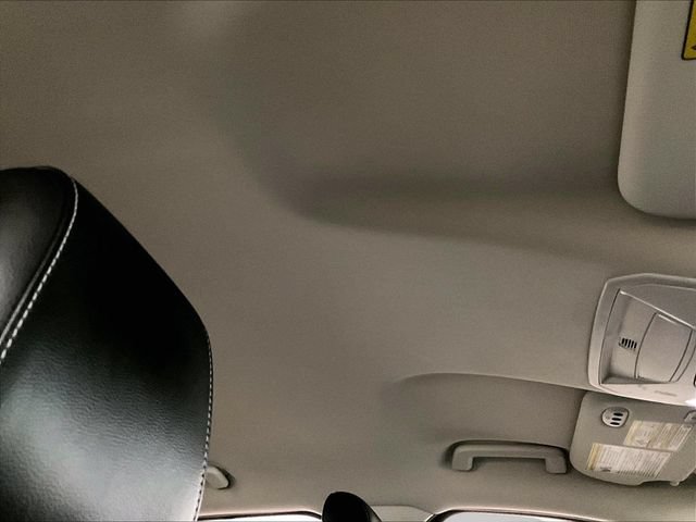 Certified 2019 Ford Escape Titanium AWD/4WD image 21