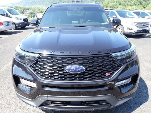 Certified 2022 Ford Explorer ST w/ Equipment Group 401A image 8