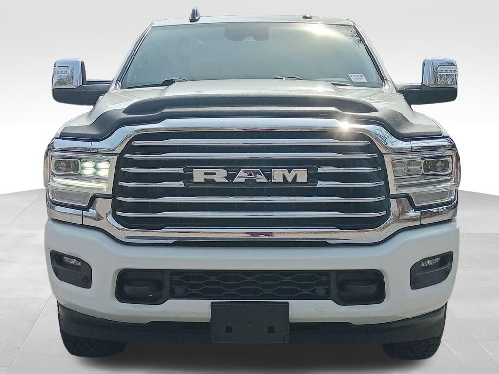 Used 2023 RAM 3500 Limited image 8