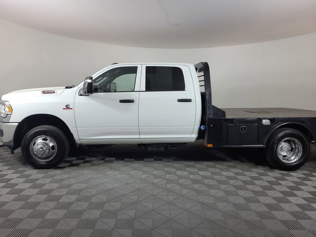 Used 2024 RAM 3500 Tradesman w/ Chrome Appearance Group image 6