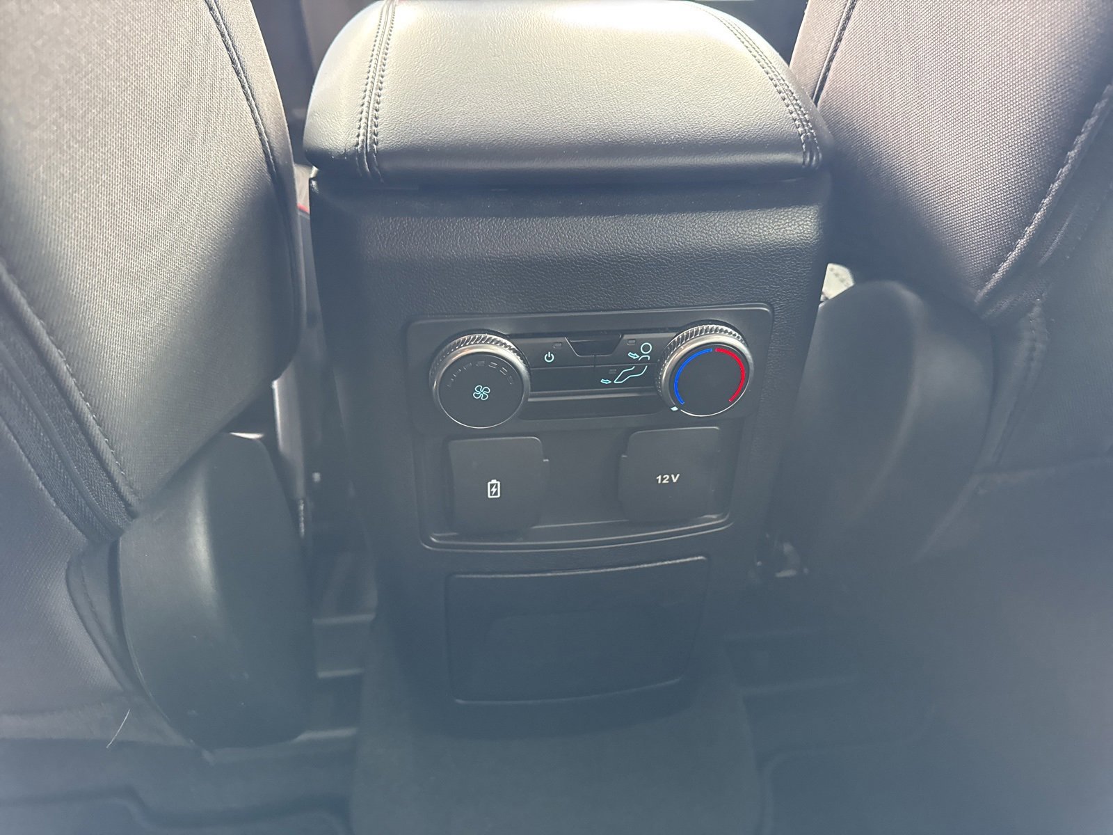 Certified 2023 Ford Explorer XLT image 35