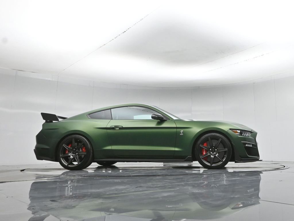 Certified 2022 Ford Mustang Shelby GT500 w/ Carbon Fiber Track Pack image 9