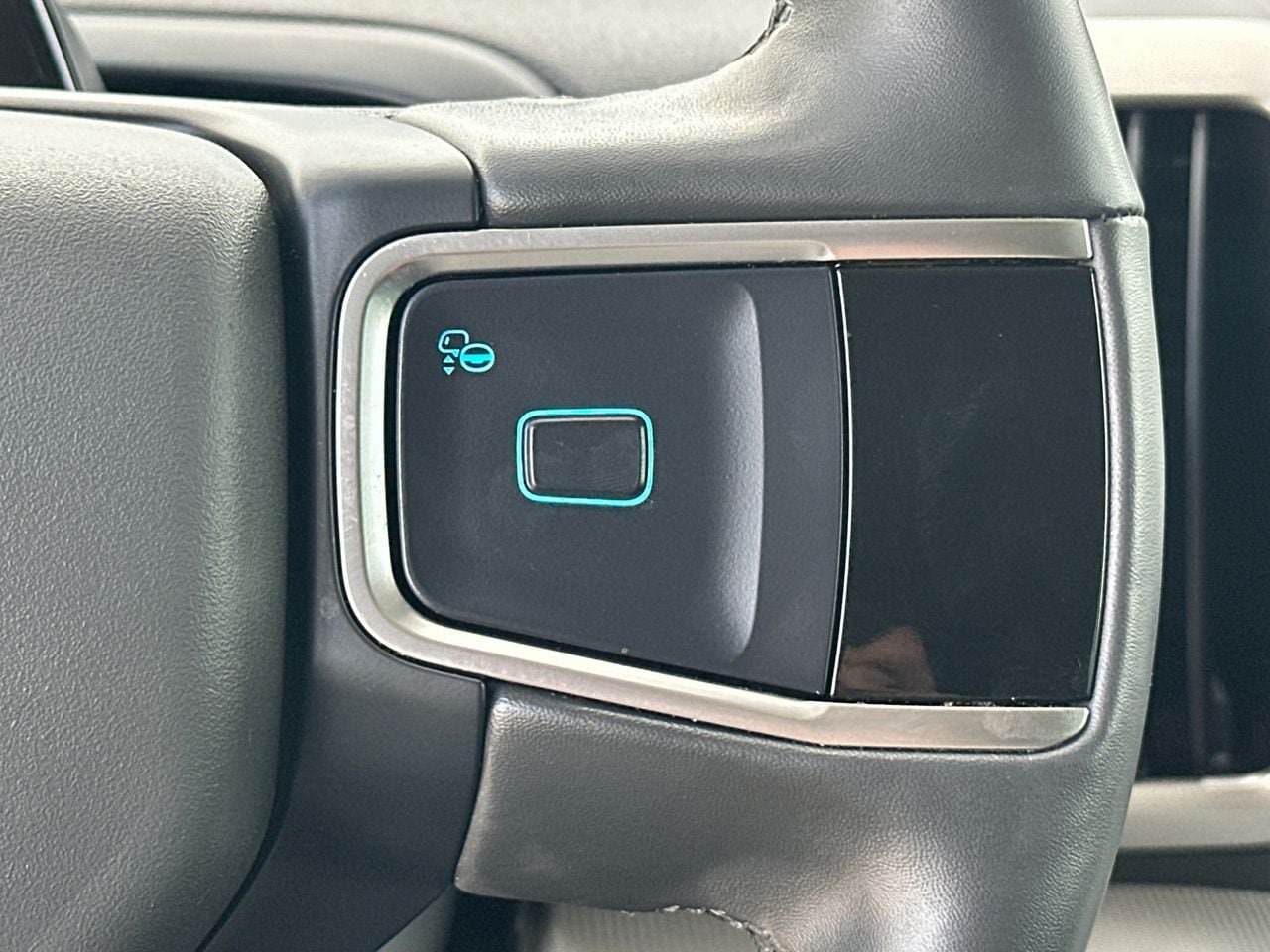 Certified 2025 Ford Expedition Max Active RWD image 28
