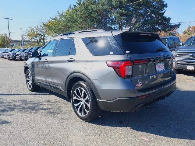 Certified 2025 Ford Explorer ST-Line AWD/4WD image 6