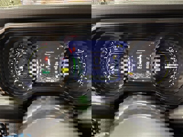 Used 2024 Jeep Wrangler Rubicon image 7