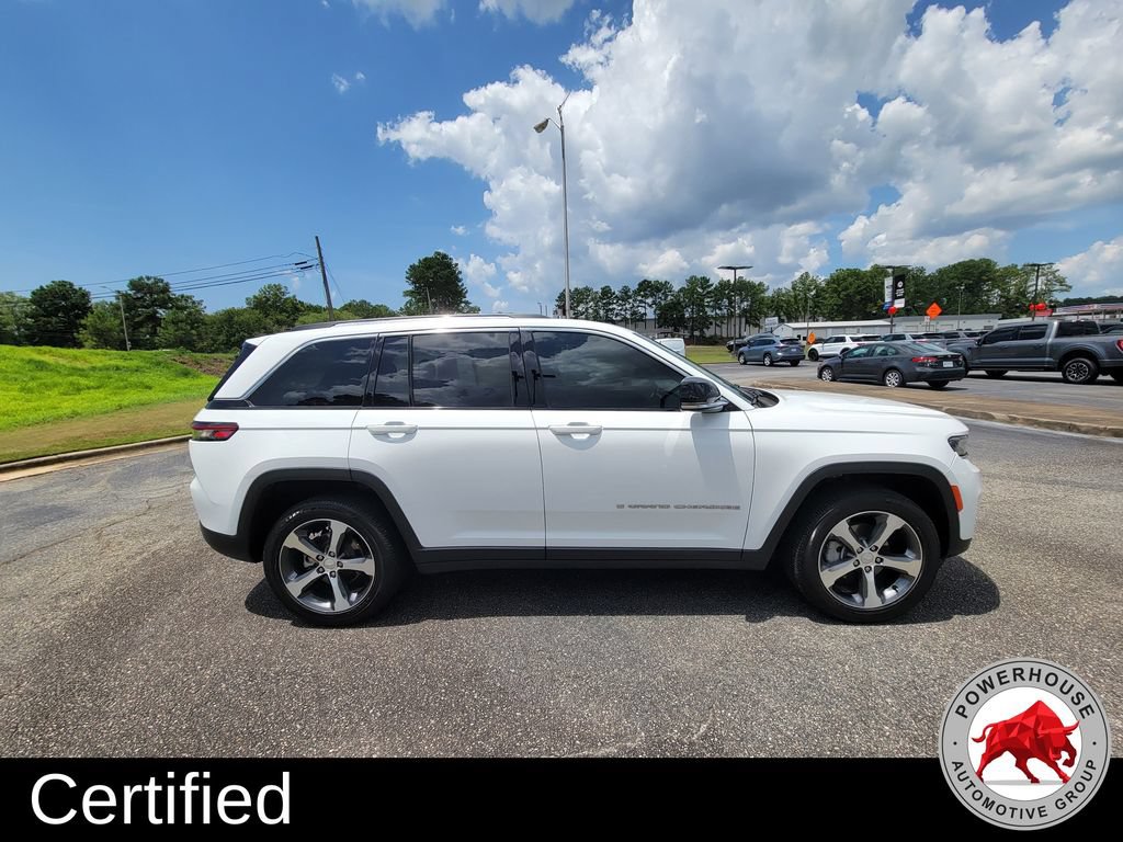 Used 2024 Jeep Grand Cherokee Limited RWD image 6