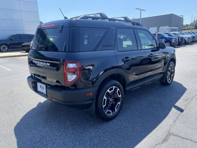 Certified 2023 Ford Bronco Sport Outer Banks w/ Tech Package AWD/4WD image 7