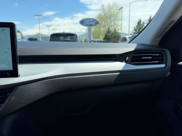Certified 2025 Ford Escape Platinum AWD/4WD image 21